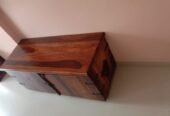 Saraf Furniture: Bringing the Beauty of Sheesham Wood to You